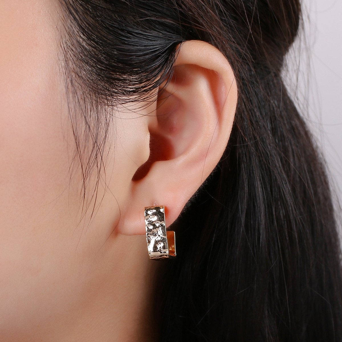 Gold earrings, Gold Square earrings, Hammered 14K gold filled simple everyday earrings Statement Minimalist Jewelry K-577