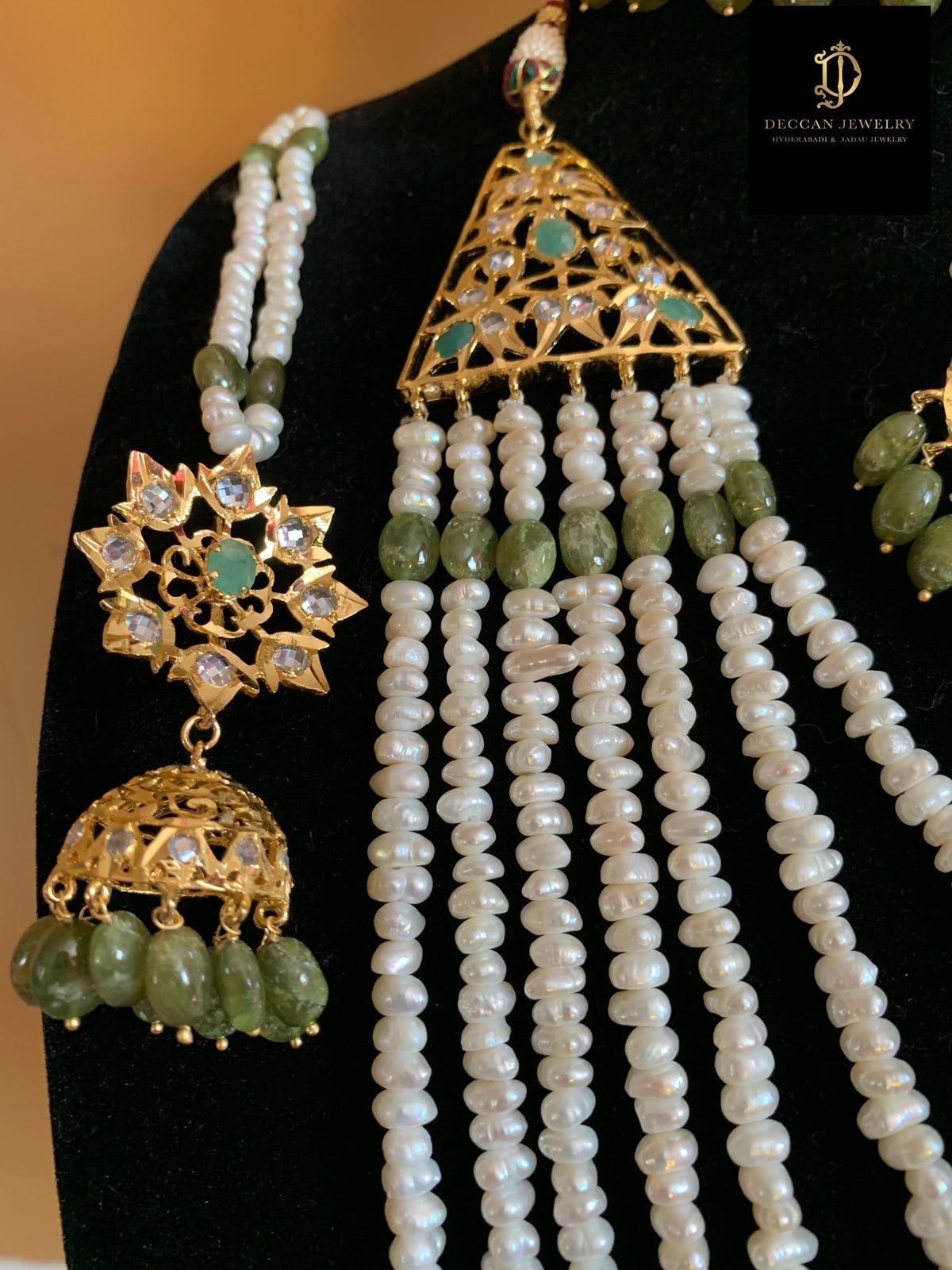 INSIA BRIDAL SET IN EMERALDS WITH FRESH WATER PEARLS ( SHIPS IN 4 WEEKS )