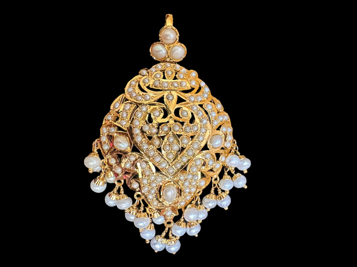 Fresh water pearl gold plated silver pendant set with earrings ( READY TO SHIP )