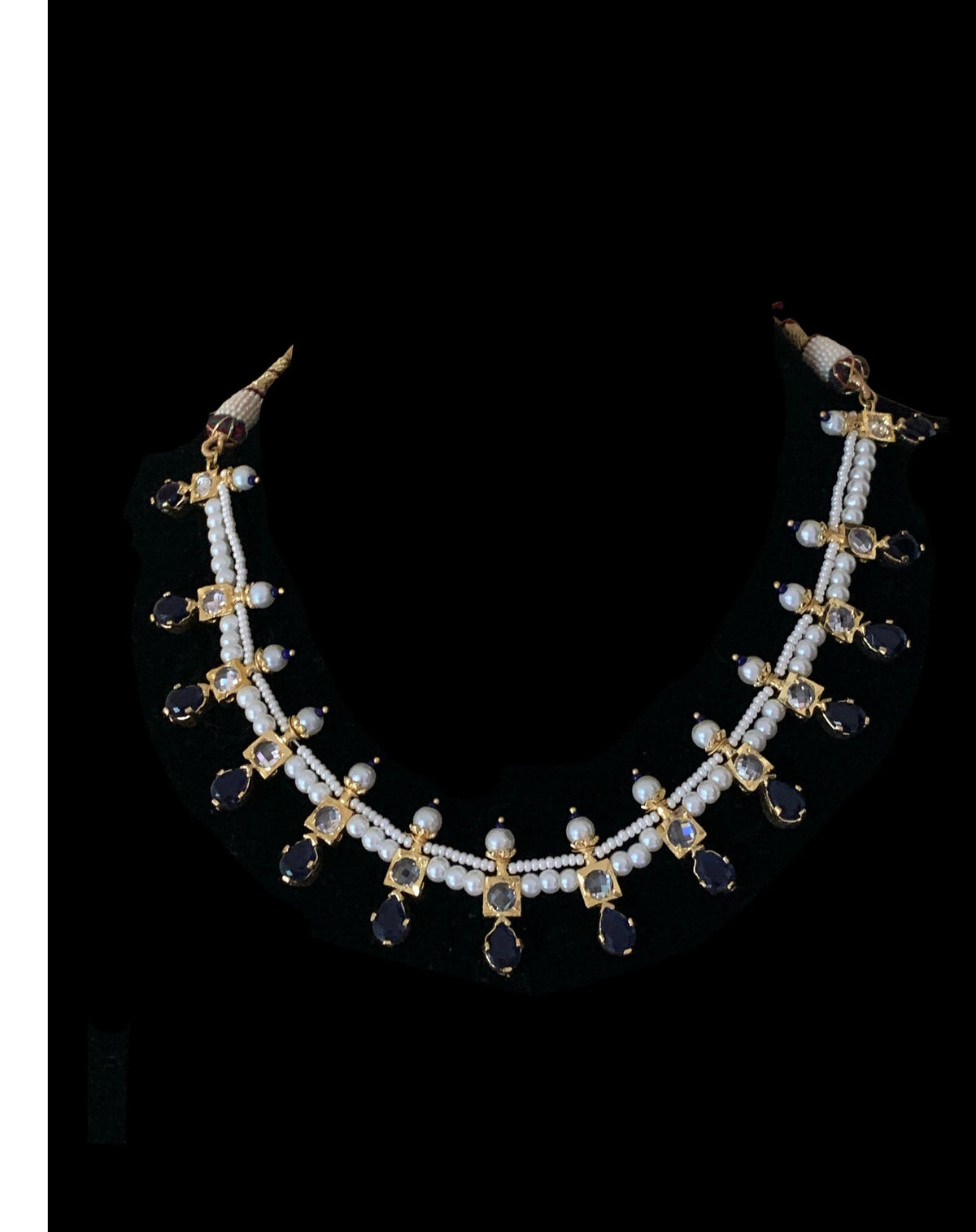 Kiara necklace set in sapphire  ( READY TO SHIP  )