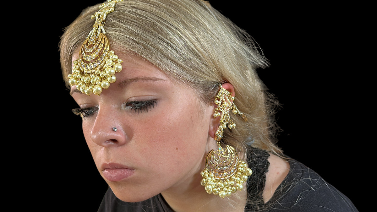 DJET38 Tahura earrings tika in pearls  ( READY TO SHIP )