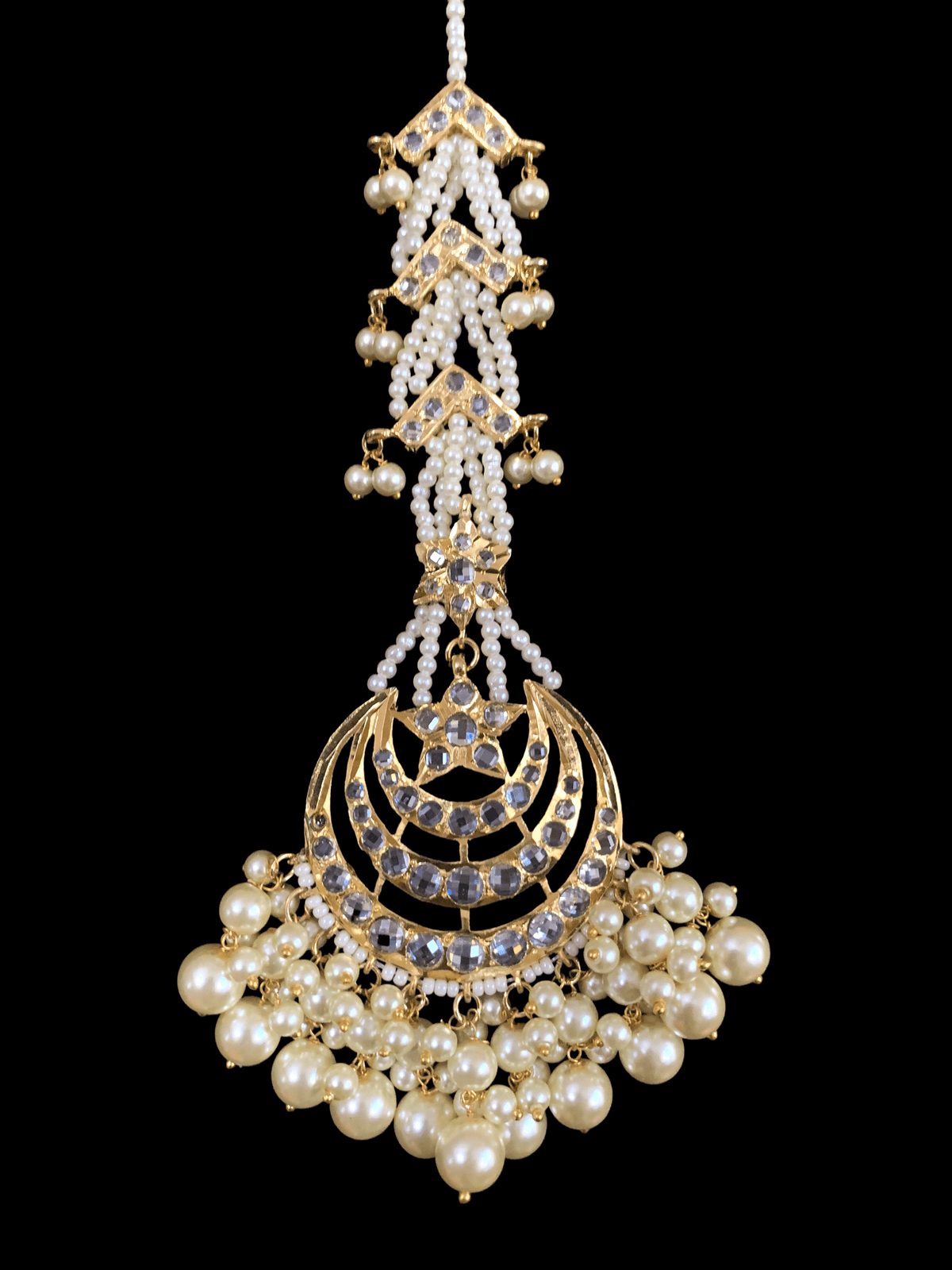 DJET38 Tahura earrings tika in pearls  ( READY TO SHIP )