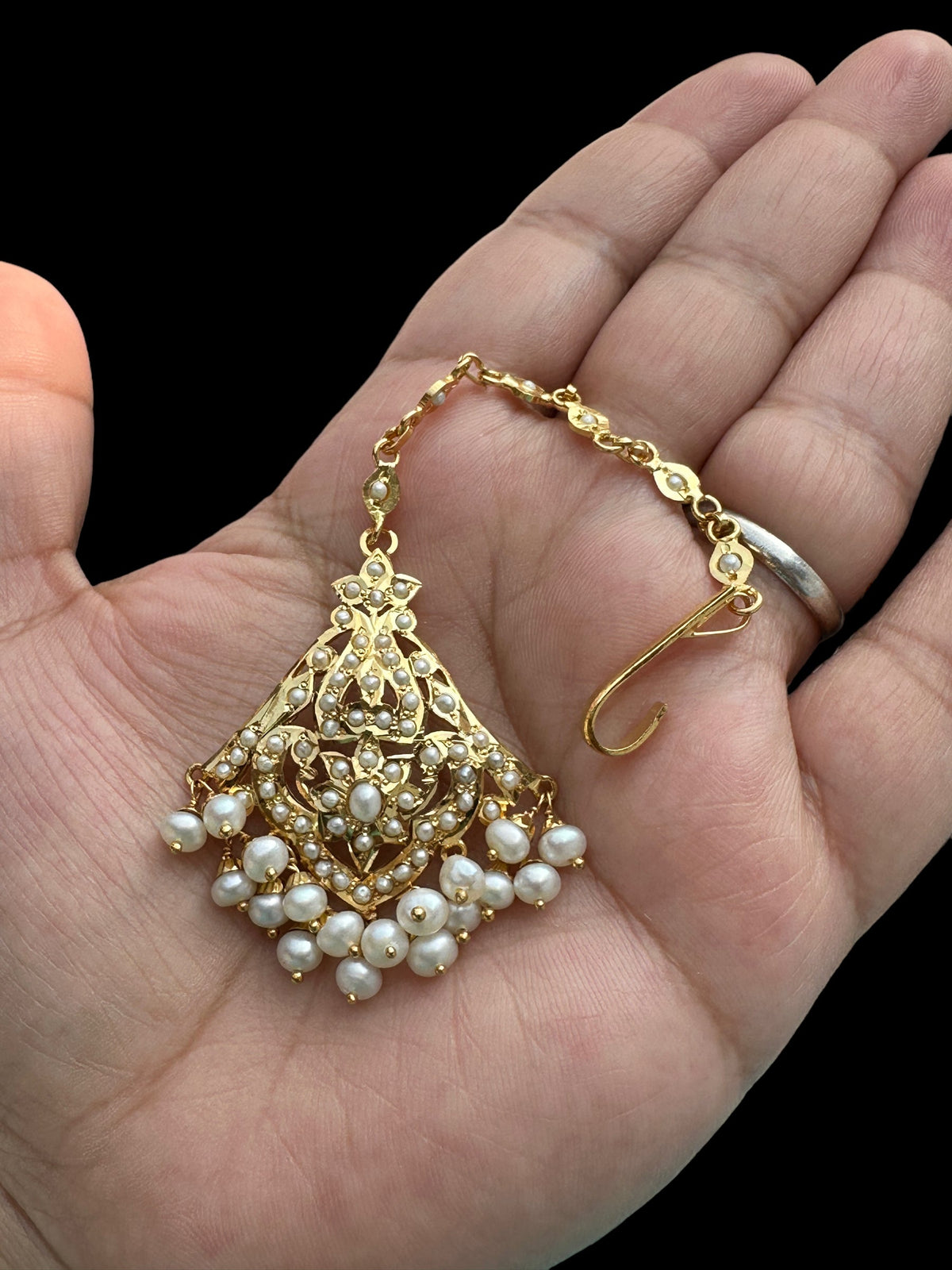 Gold plated silver tikka in fresh water pearls ( SHIPS IN 5 WEEKS )