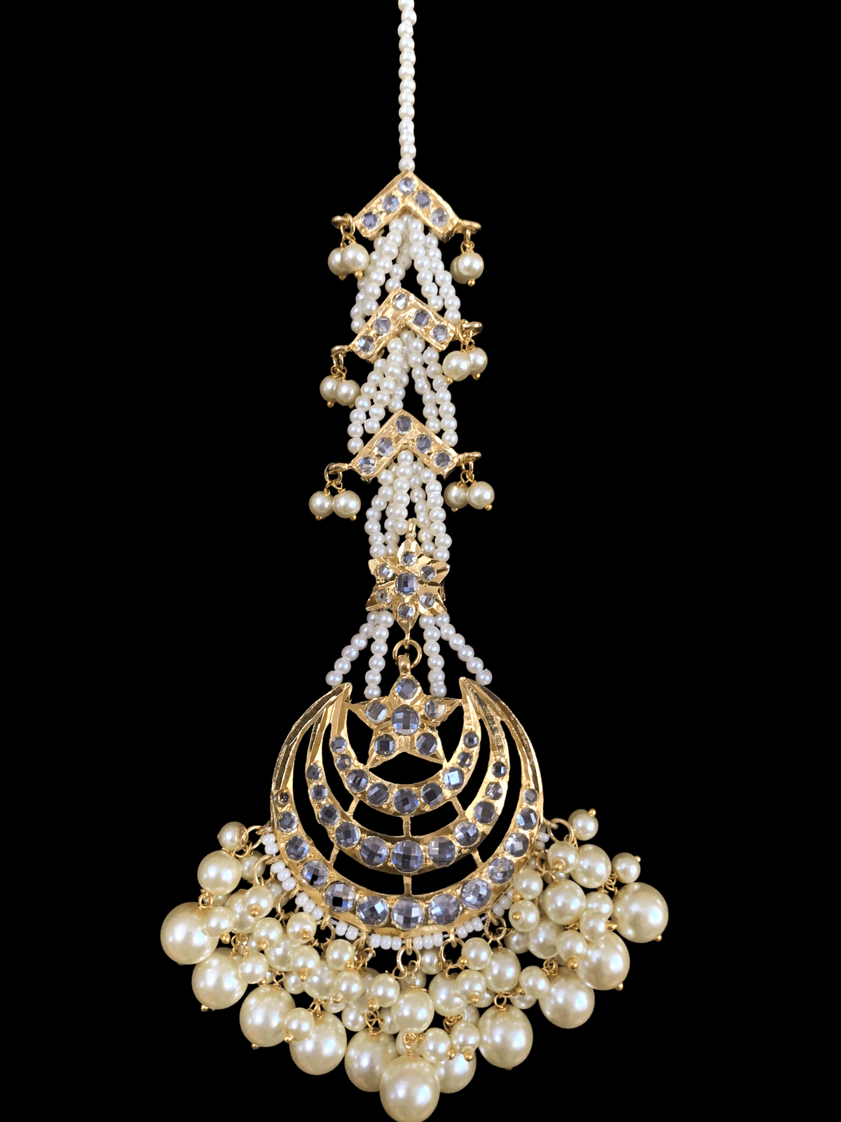 DJET38 Tahura earrings tika in pearls  ( READY TO SHIP )