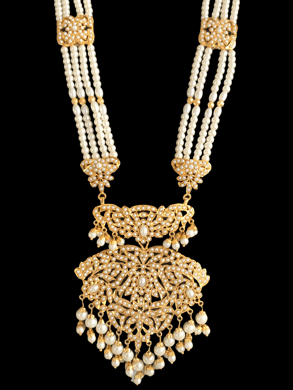 BR9 Filza  bridal set - shell pearls  ( SHIPS IN 4 WEEKS )