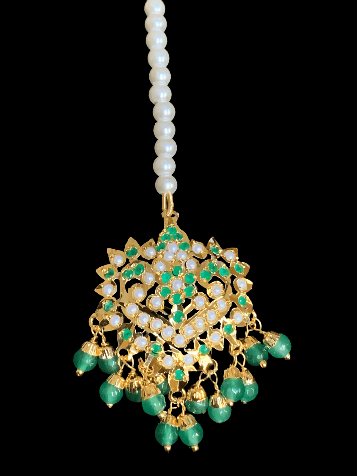 DJTK46 Mehwish jadau tika (GREEN ) ( SHIPS IN 4 WEEKS )
