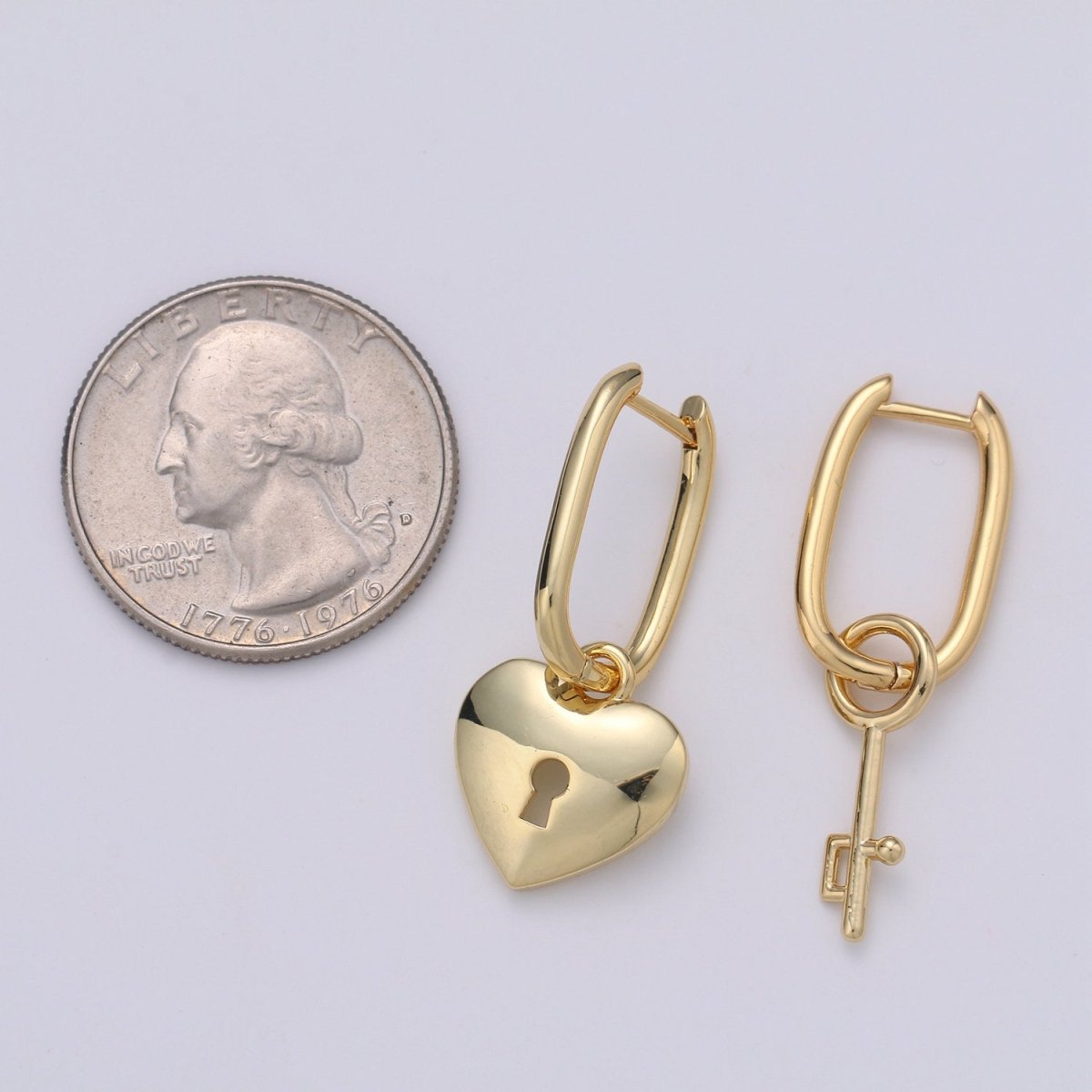 Lock gold earrings - Padlock hoop earrings - Huggie earrings - Padlock huggie hoops - Gold key hoops - key earrings Q-184