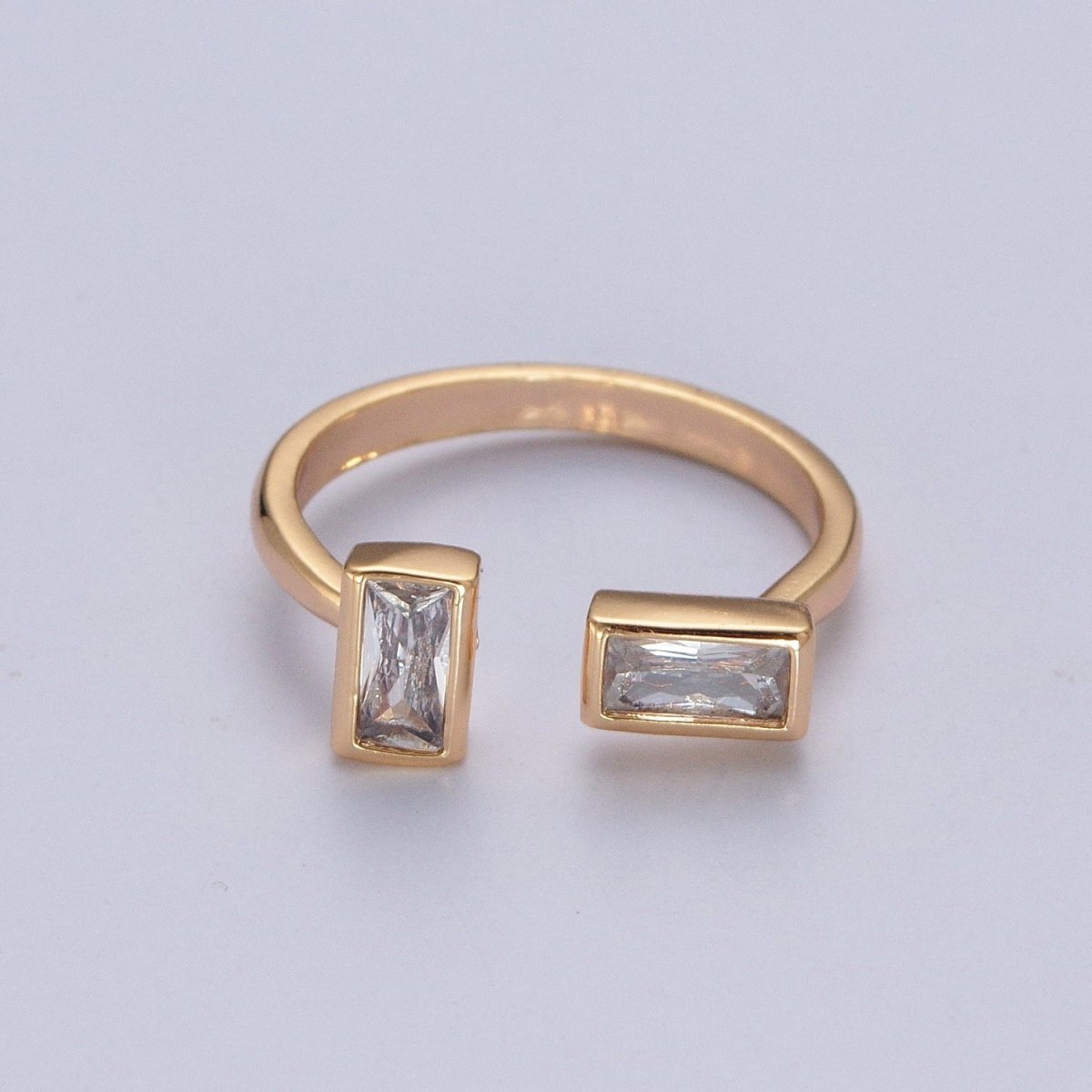 Minimalist Gold Baguette Cubic Zirconia Adjustable Ring U-131