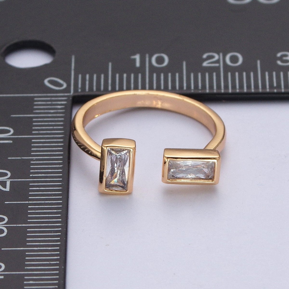 Minimalist Gold Baguette Cubic Zirconia Adjustable Ring U-131