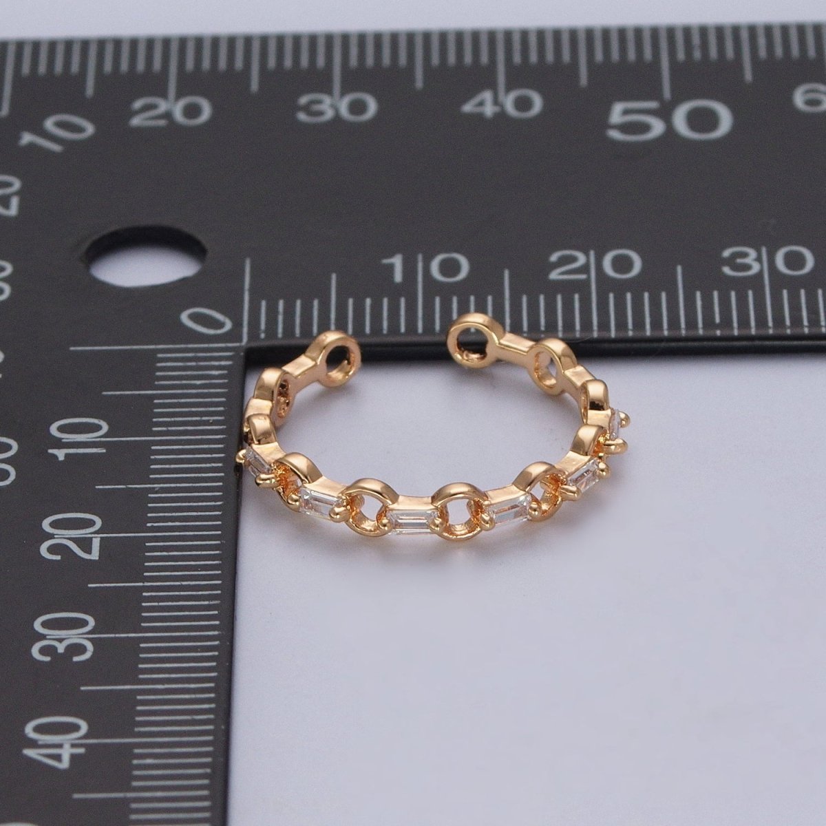 Minimalist Rolo Chain Link & Clear Baguette Cubic Zirconia Gold Adjustable Ring R-510