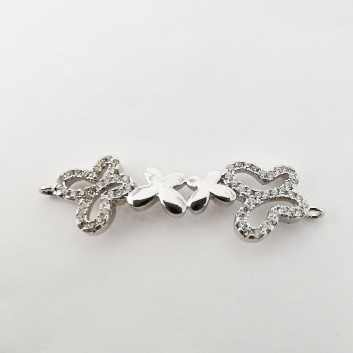 White Gold Filled Butterflies, Family Friends DIY Cubic Zirconia Bracelet Connector Charm, Necklace Pendant, Findings for Jewelry Making,  F-149